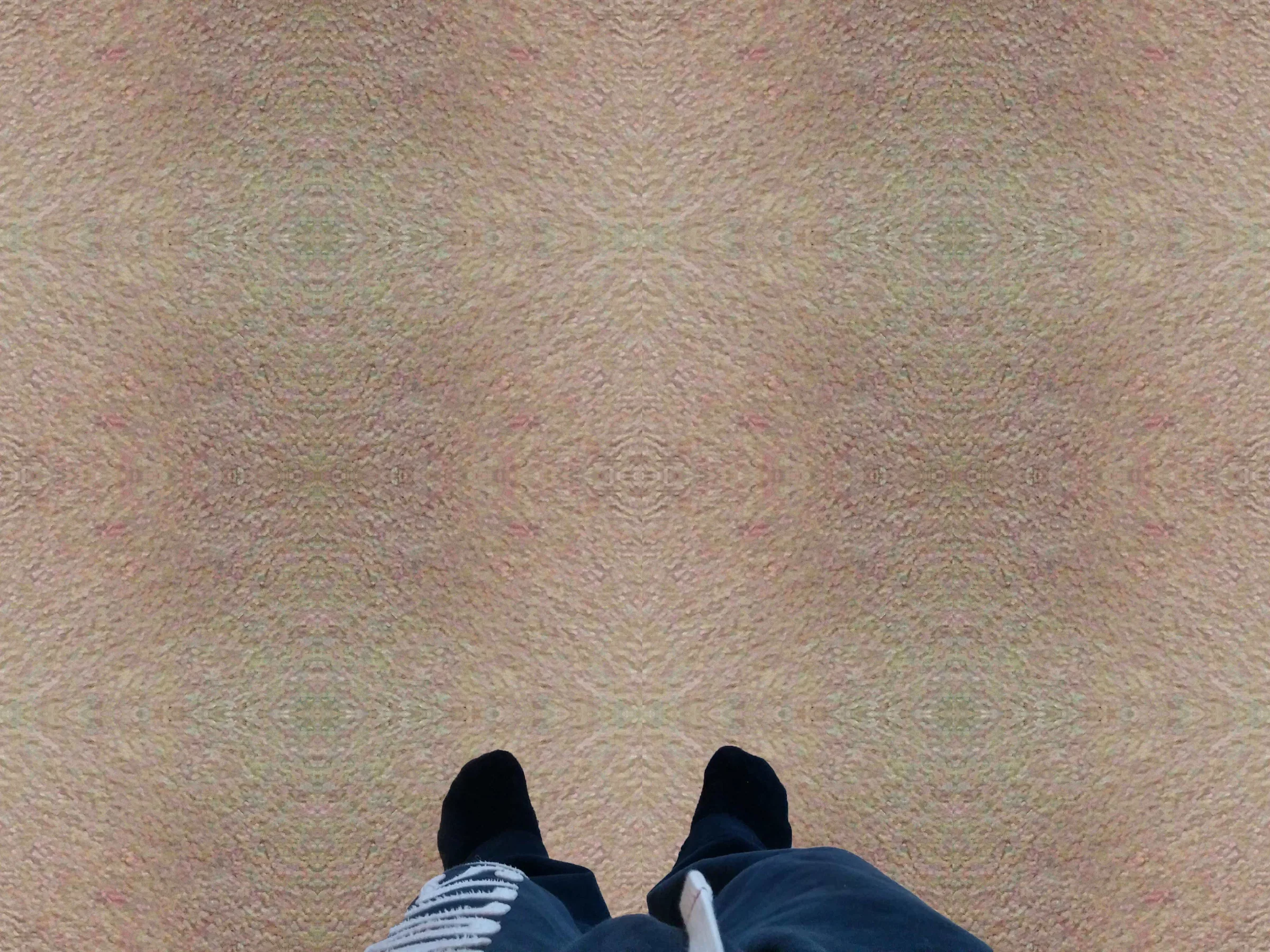 Symmetrical carpet repetition